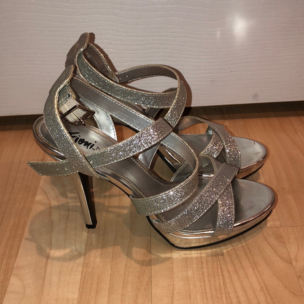 FIONI NIGHT Sparkly Heels